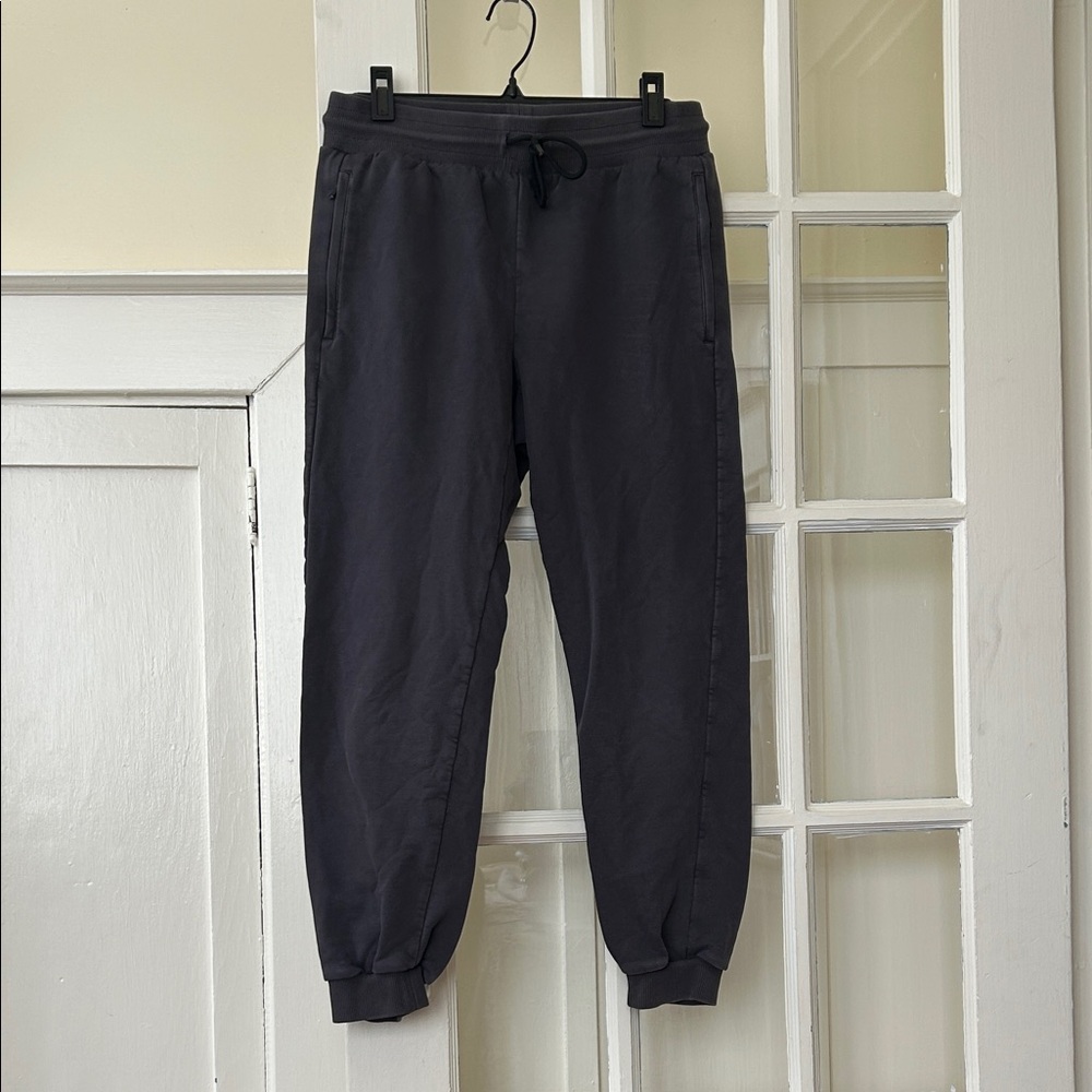 Fabletics Black Jogger Pants - Picture 2 of 8
